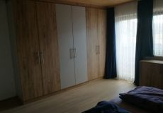 Kleiderschrank