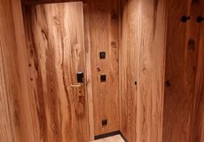Zimmer Garderobe (5).jpg